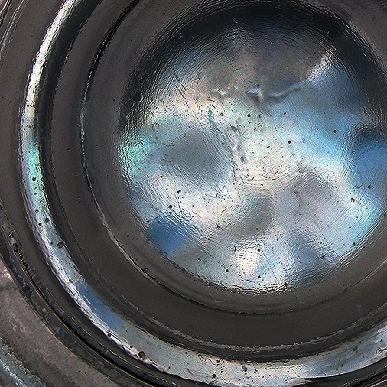 Resting Halo, detail of the surface at actual size